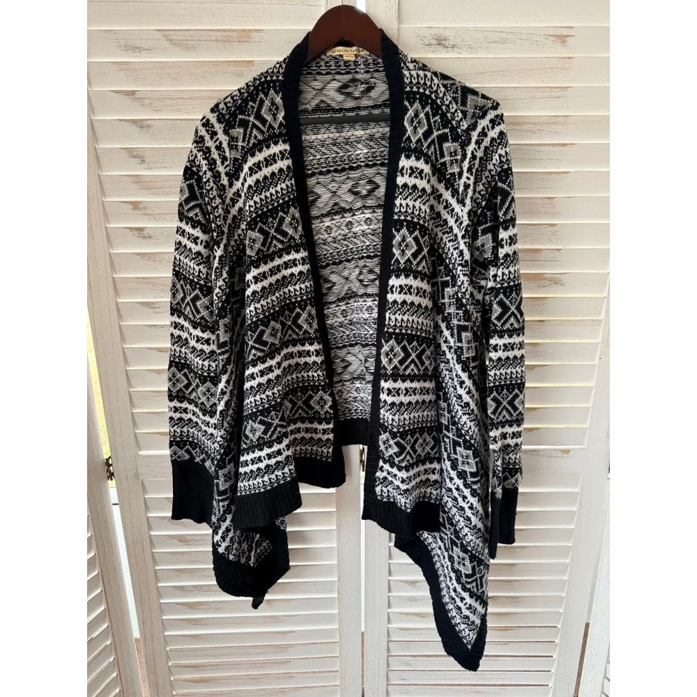 Carolyn Taylor | Open Front Waterfall Geometric Stripe Sweater Cardigan - Picture 1 of 7